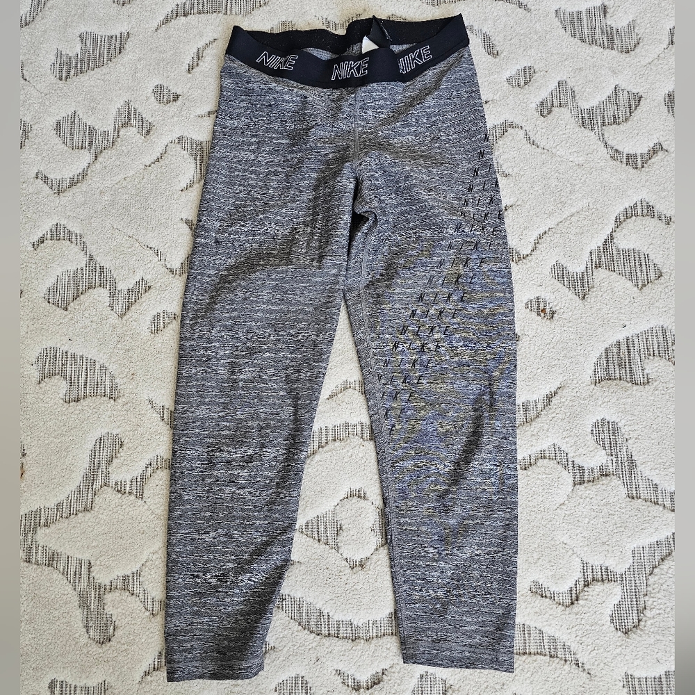 Nike dry fit leggings